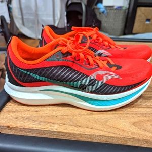 Saucony Endorphin Speed 2